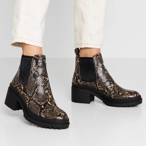 Topshop Brixton Chelsea boots